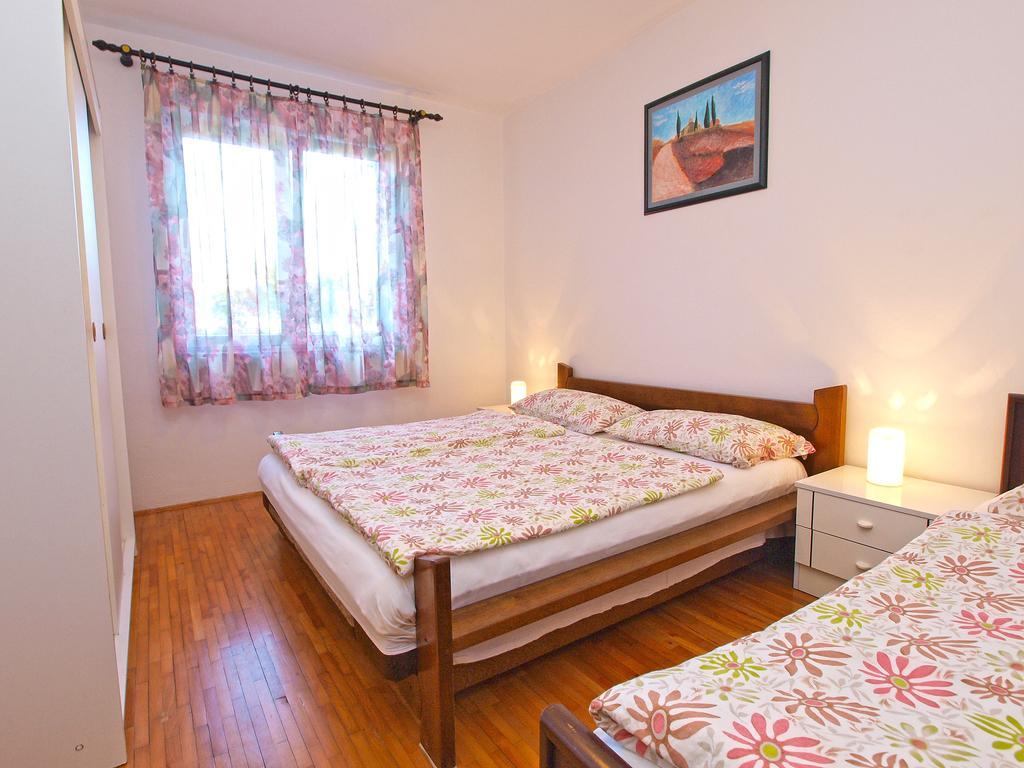 Apartments Dragica 929 法扎纳 外观 照片
